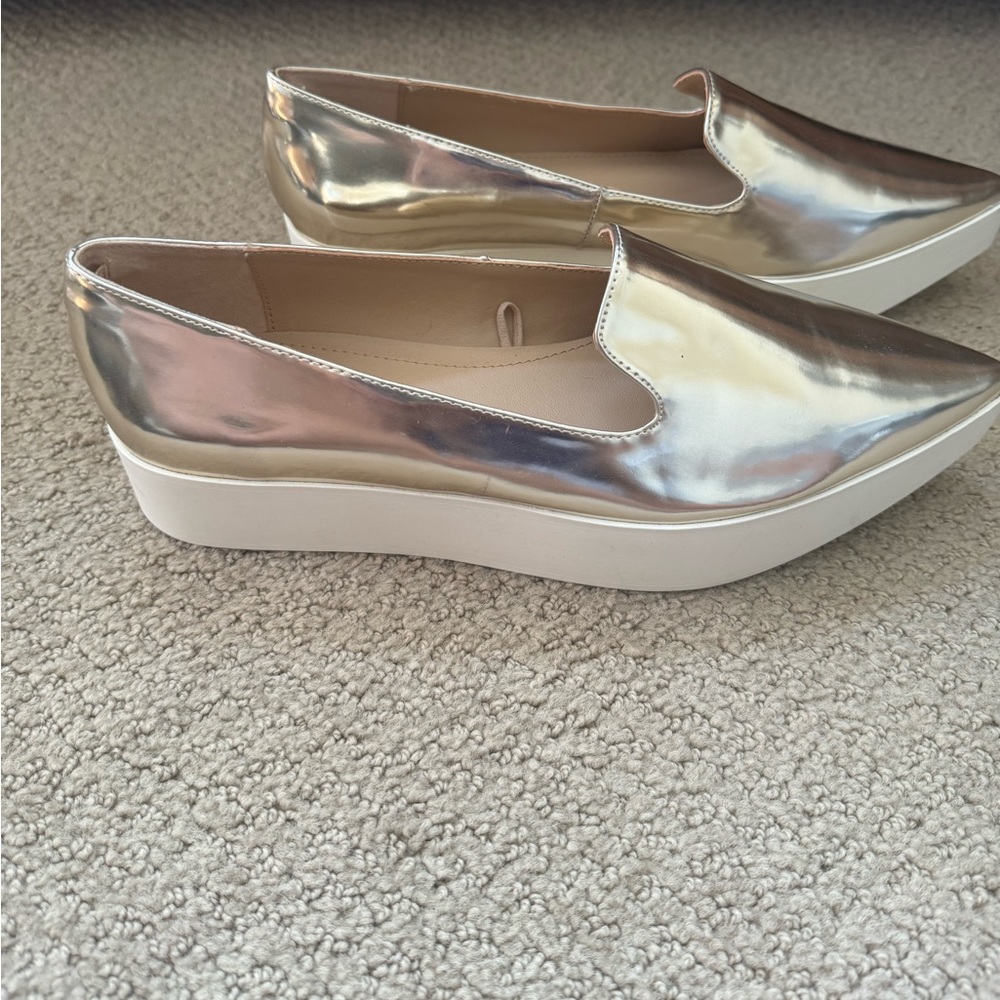 ZARA (NEW) Gold Metallic Casual Sz. 40/9
